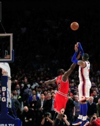  班切罗准绝杀魔术险胜活塞  