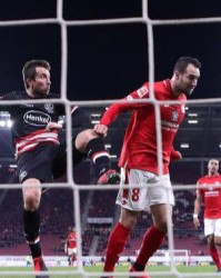  莱比锡红牛绝杀柏林，稳居欧冠区席位  