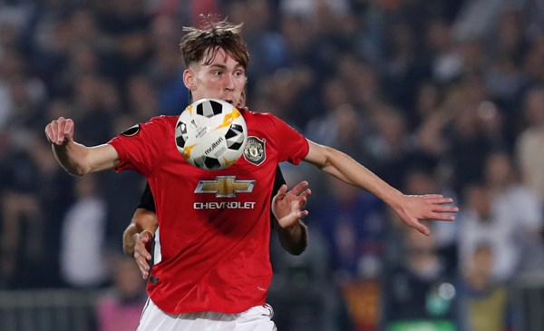  曼联青训小将首次亮相，十八岁新星攻入制胜球  