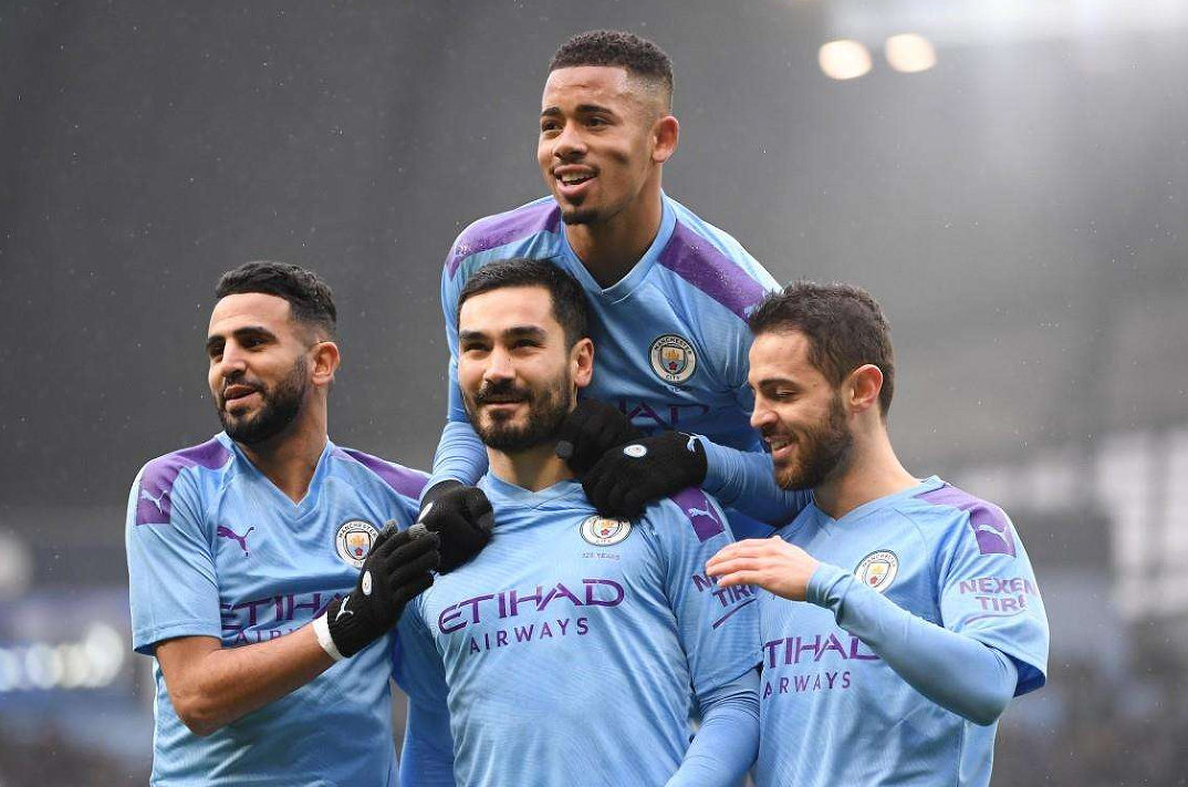  曼城德布劳内精准助攻，罗德里头槌制胜  